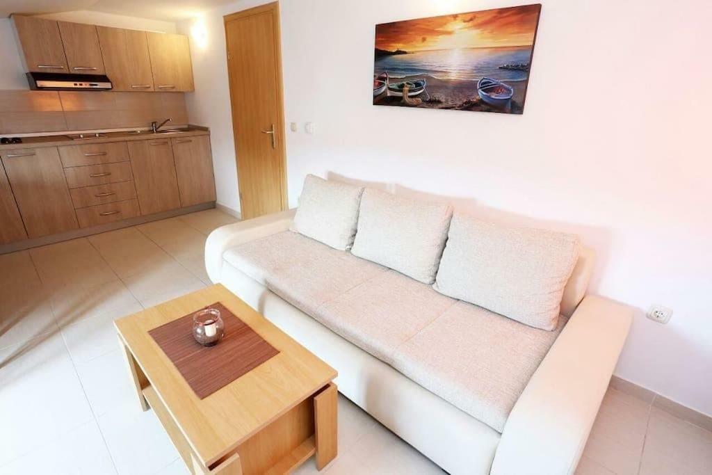 Apartmani Lili Sukošan Extérieur photo