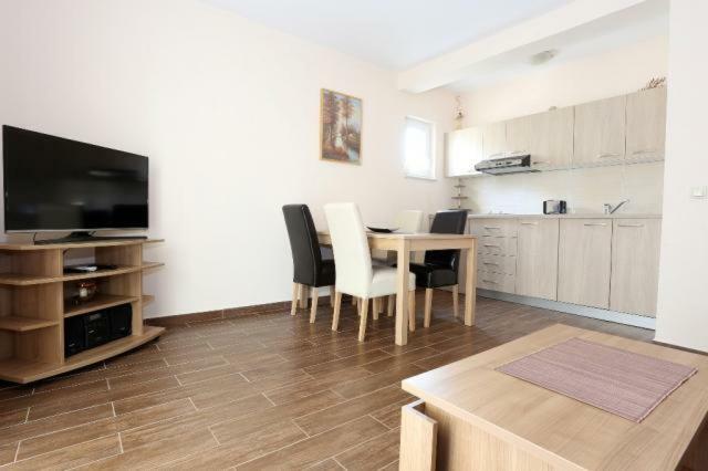 Apartmani Lili Sukošan Extérieur photo