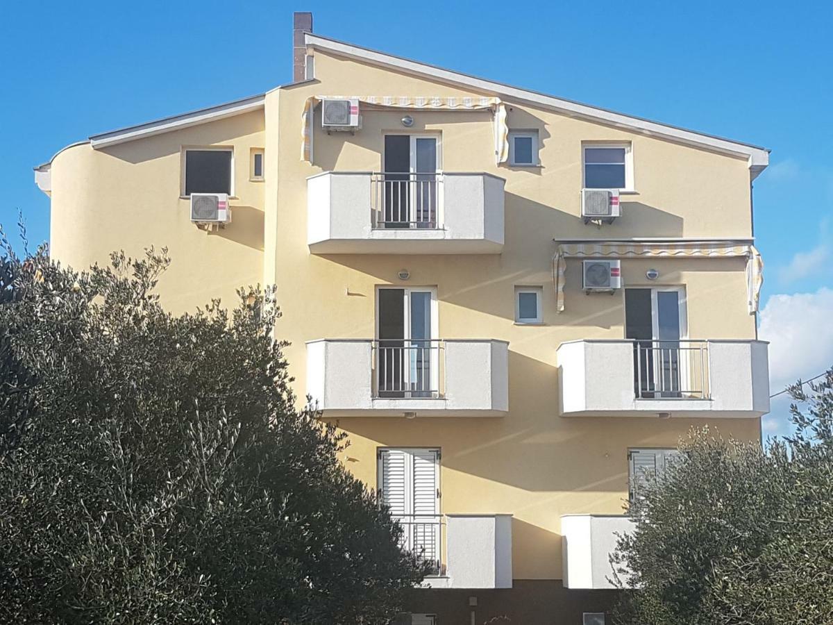 Apartmani Lili Sukošan Extérieur photo