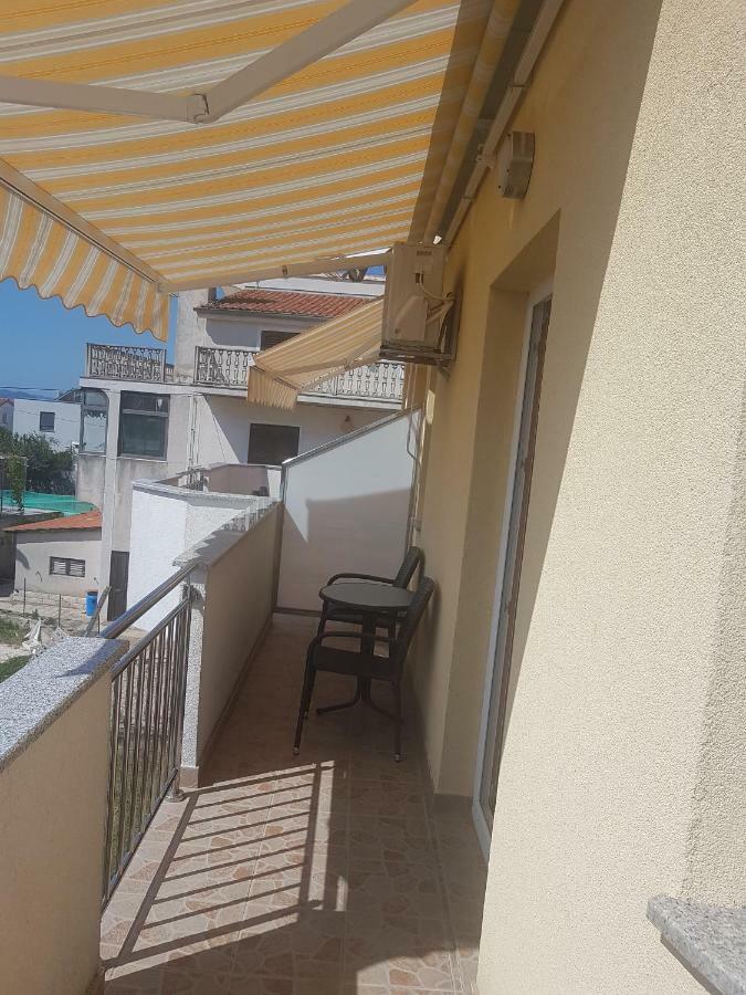 Apartmani Lili Sukošan Extérieur photo