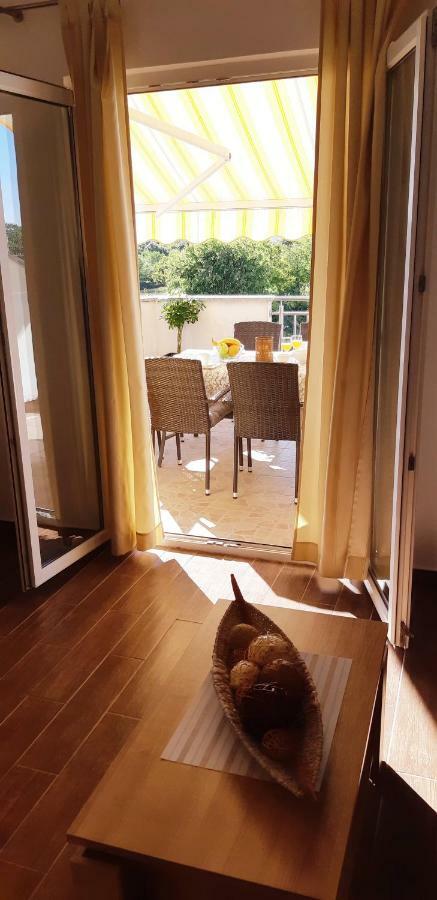 Apartmani Lili Sukošan Extérieur photo