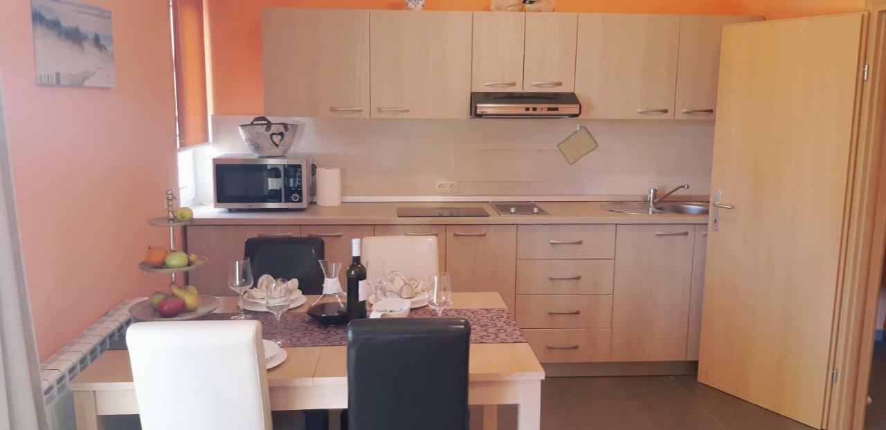 Apartmani Lili Sukošan Extérieur photo
