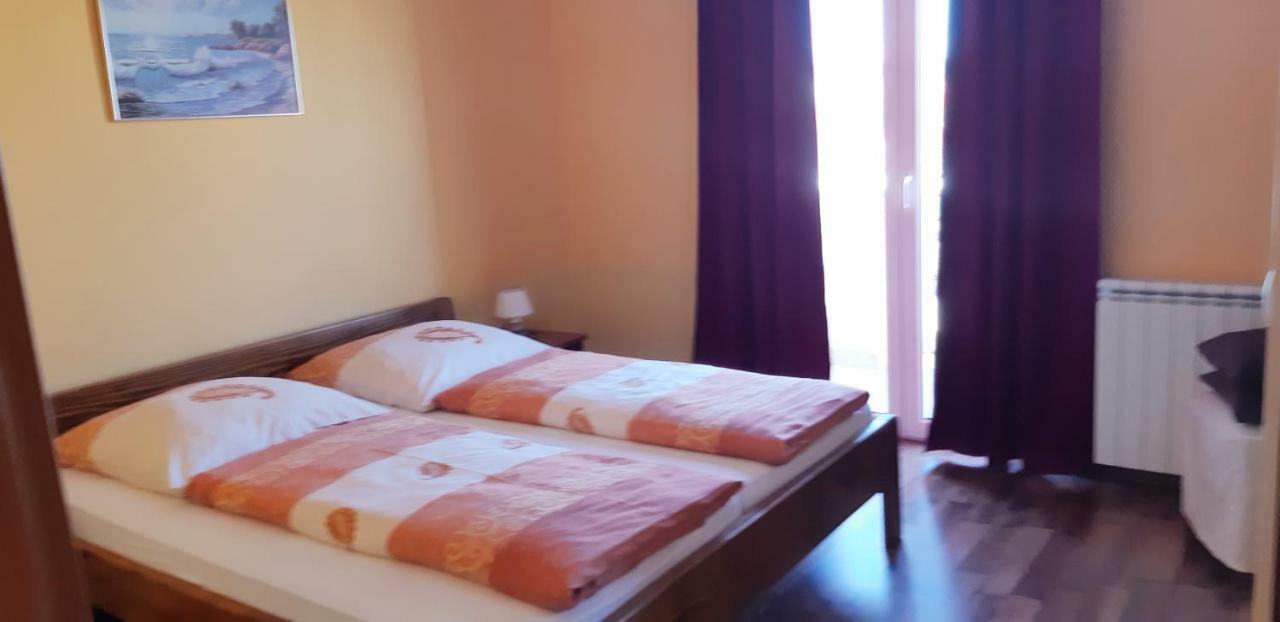 Apartmani Lili Sukošan Extérieur photo
