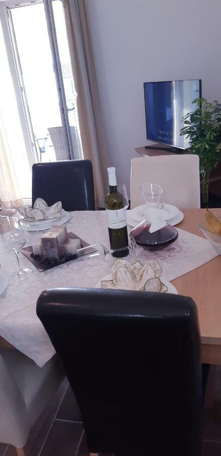 Apartmani Lili Sukošan Extérieur photo