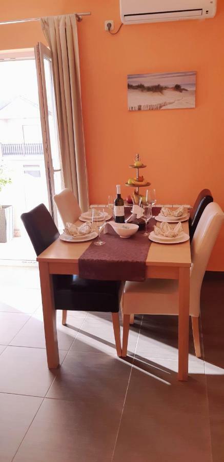 Apartmani Lili Sukošan Extérieur photo
