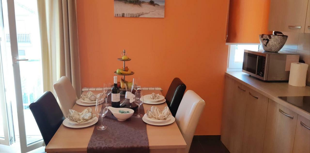 Apartmani Lili Sukošan Extérieur photo