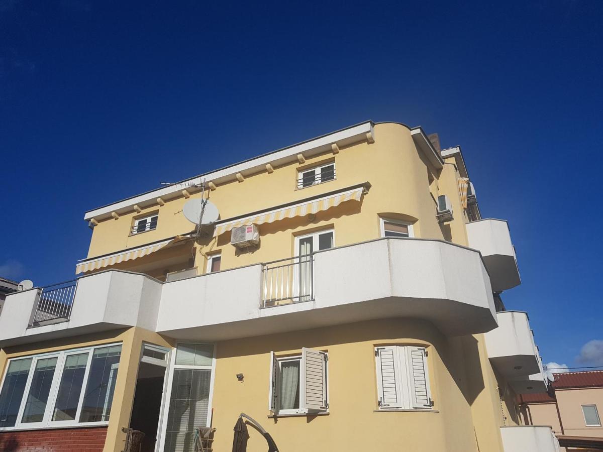 Apartmani Lili Sukošan Extérieur photo