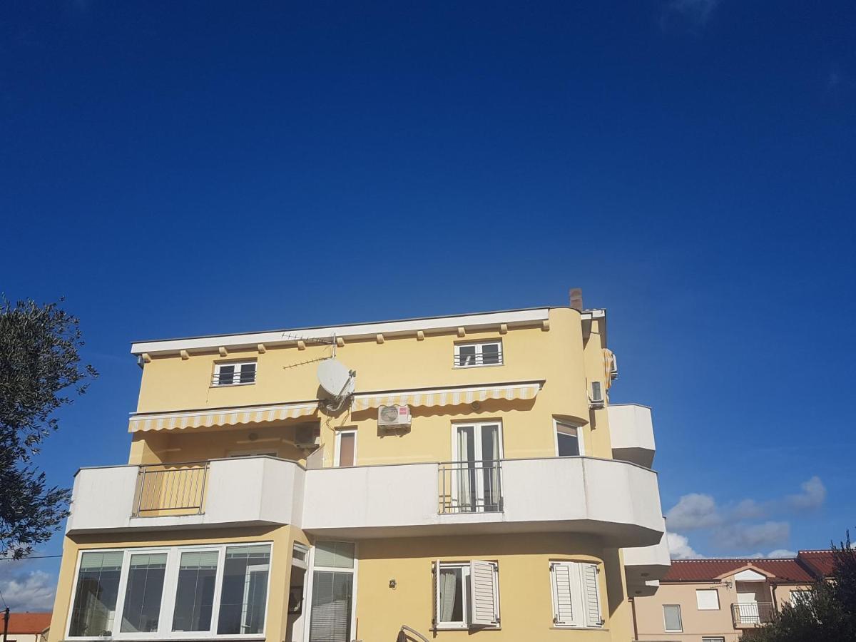 Apartmani Lili Sukošan Extérieur photo