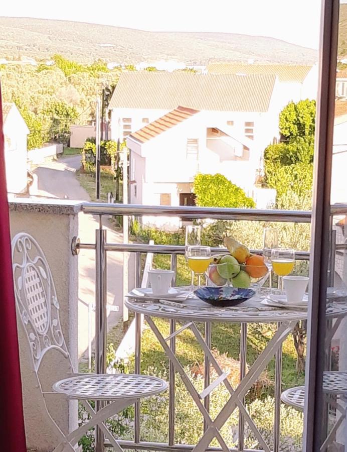 Apartmani Lili Sukošan Extérieur photo